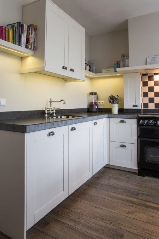 Witte keuken in Stolwijk